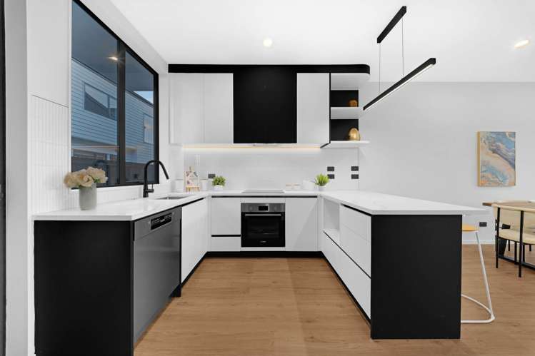 4/71 Cardiff Road Pakuranga Heights_8