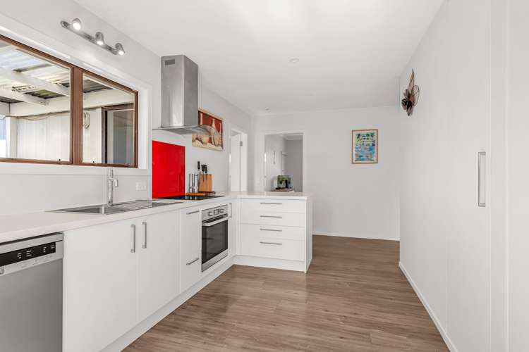 210 Whitby Road Wakefield_8