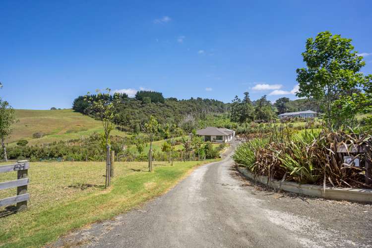 91 Mount Albion Rise Taupaki_30