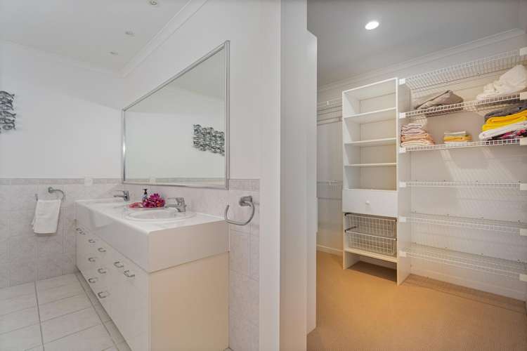 250 Kenwood Drive Matarangi_21