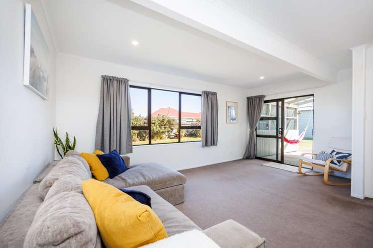 23 Norton Street Foxton Beach_12