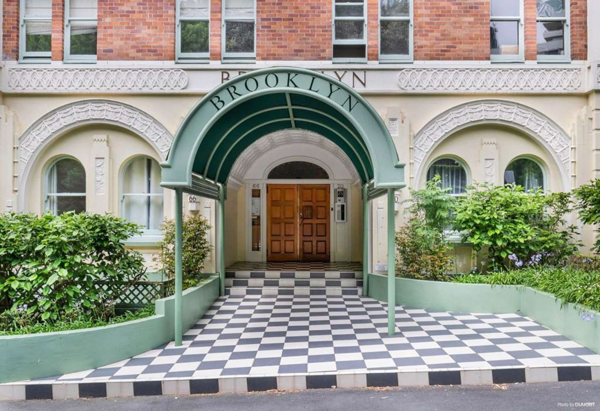 56/66-70 Emily Place City Centre_0