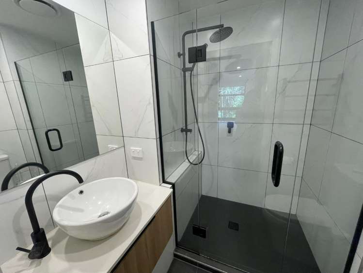 209/8 Kingsland Terrace 1703_11