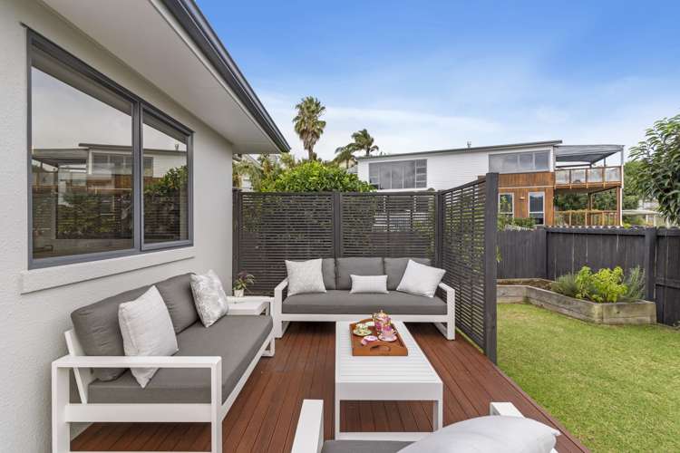 8 Toomer Place Beachlands_11