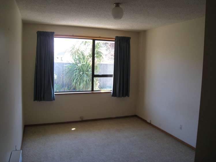 16b Tod Place 1476_7