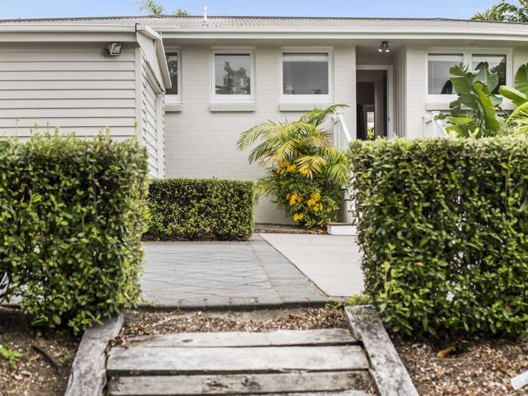 22 Smiths Road Matua_24