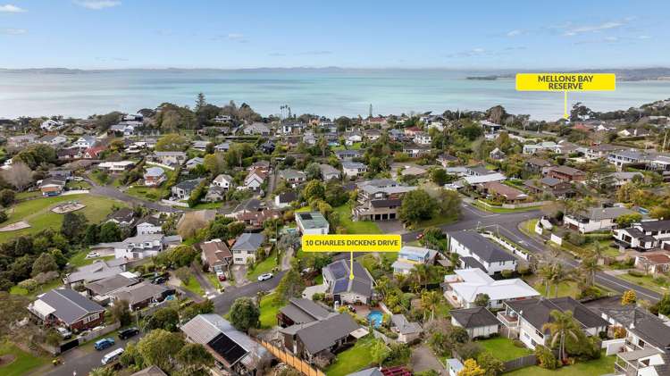 10 Charles Dickens Drive Mellons Bay_29