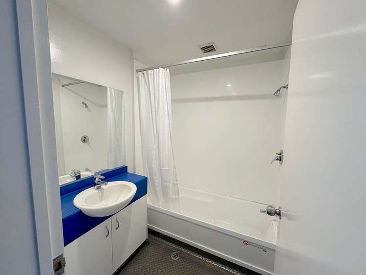 24/336 Lincoln Road Addington_11