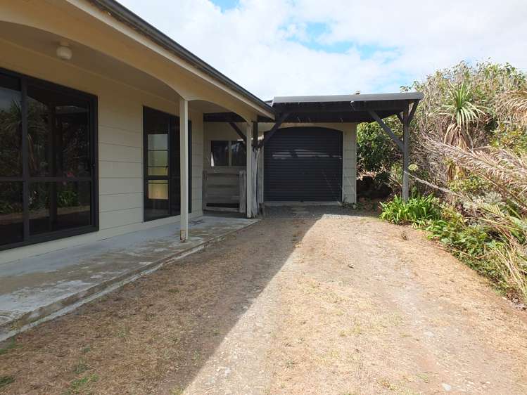 3 Brown Terrace Foxton Beach_17