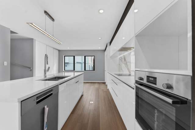Stylish, Spacious, and Perfectly Positioned