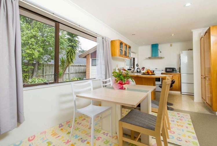 2/1 Britannia Place Half Moon Bay_2