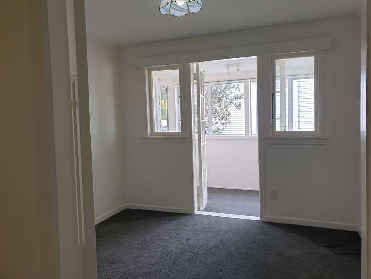 12 May Road Mount Roskill_6