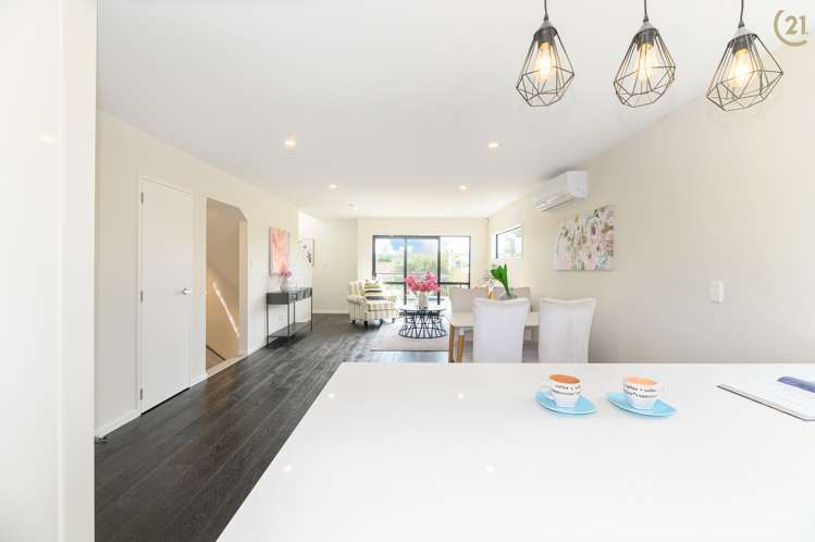 8/3 Hillside Road Mount Wellington_6