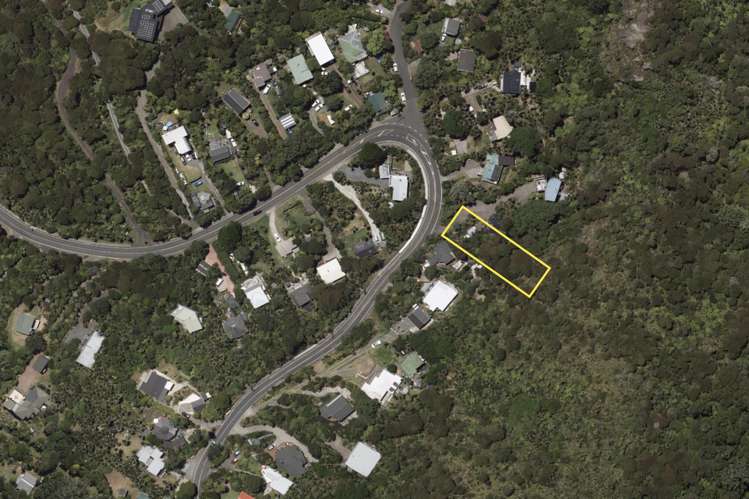 10 Piha Road Piha_13