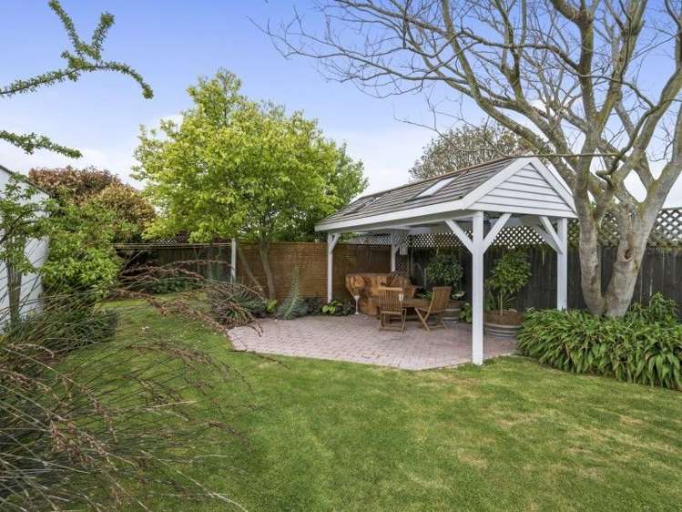 16 Warren Crescent Hillmorton_19