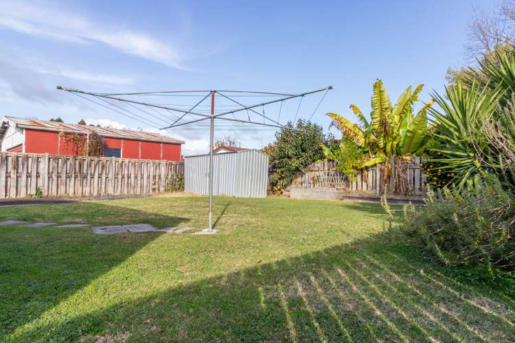8 Dearle Street Paeroa_13