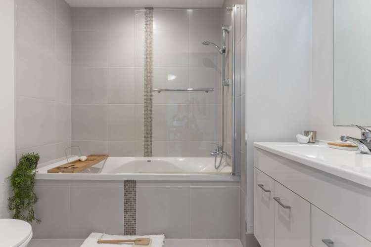 208/17 Link Crescent Stanmore Bay_16