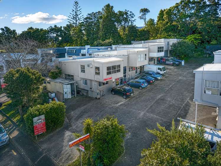 1 & 2/27 Ashfield Road Wairau Valley_15