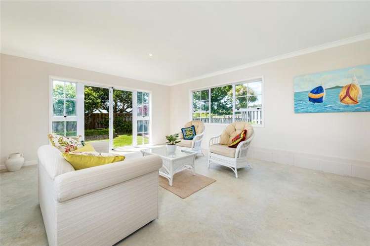 73 Churchill Road Cockle Bay_19