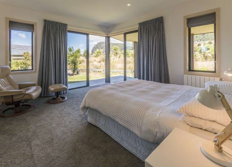 9 Hunt Place Albert Town_9