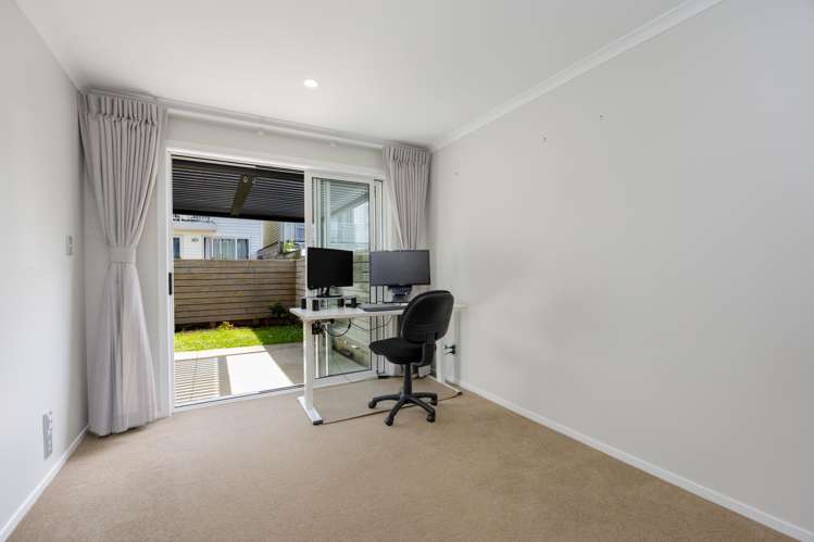 8 Panakenake Way Flat Bush_15