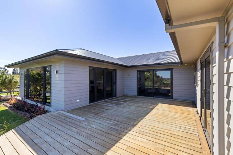 67 Albert Road Tokomaru_31