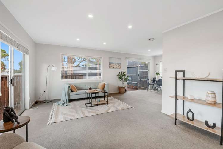 1/34 Bayview Road Glenfield_2