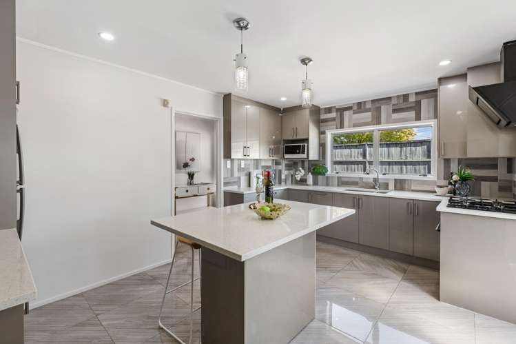 1/100 Titirangi Road New Lynn_11