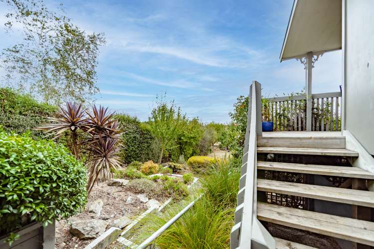 22 Tod Road Otane_17