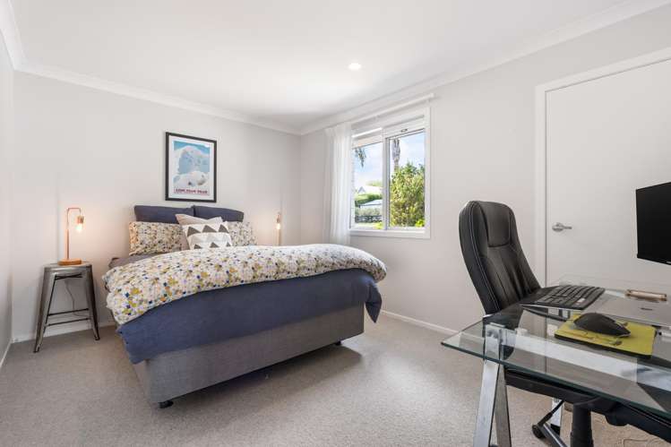 20A Cambridge Road Riverhead_15