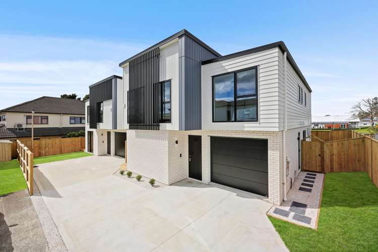 12B Butley Drive Farm Cove_48