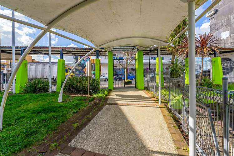 135 Great South Road Papakura_1