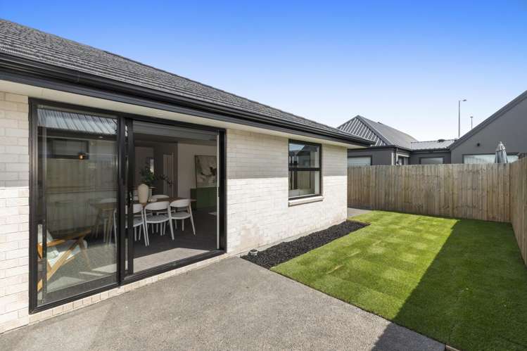 13 Sarah Nicholls Street Belfast_16