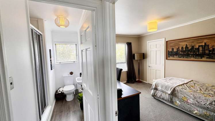 131 Chelsea View Drive Chatswood_25