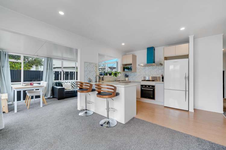 2/52 Waitaki Street_2