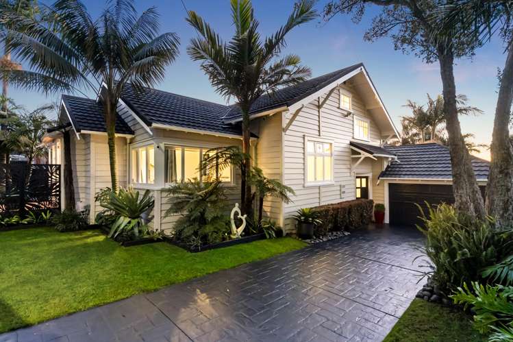 3 Aratonga Avenue Greenlane_41