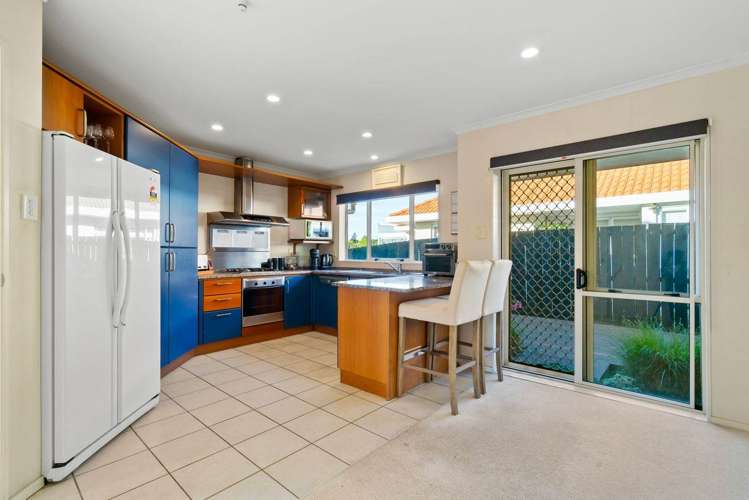 27 Gillett Place Botany Downs_4