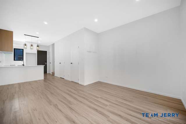 10 Kiato Lane Flat Bush_1