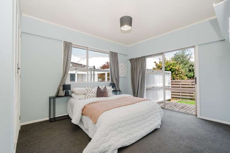 69 Tramway Road Enderley_5
