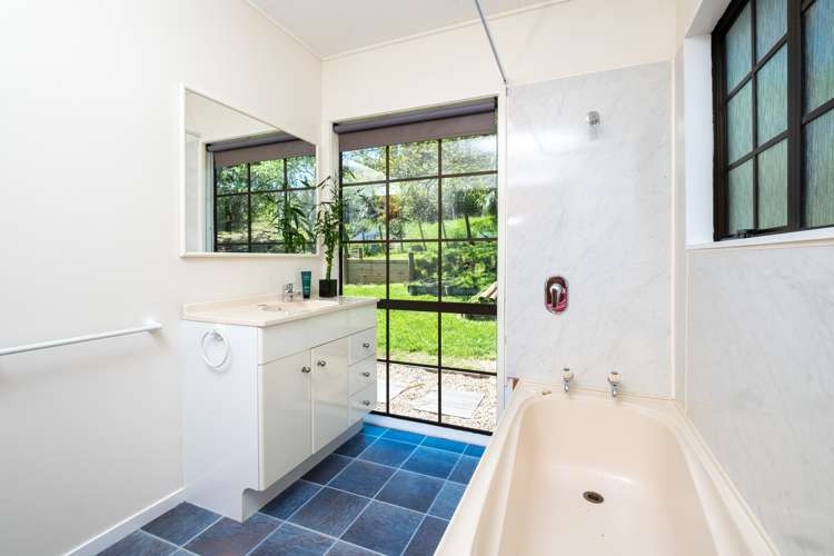 108 Lane Road Havelock North_11