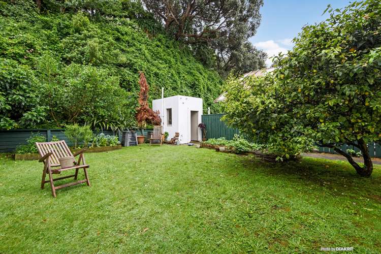 2/7 Maurice Terrace Te Aro_5