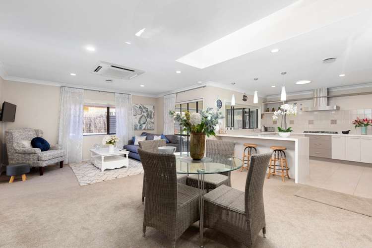 25 Turnberry Drive Wattle Downs_6