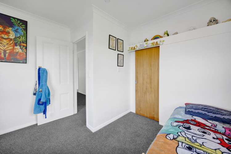 9 Standish Street Midhirst_25