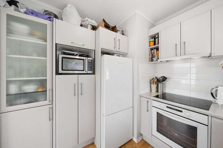 1/3 Ridd Crescent Karori_9