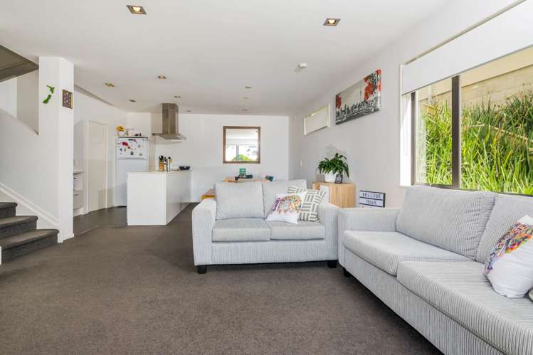 A101/525 East Coast Road Browns Bay_10