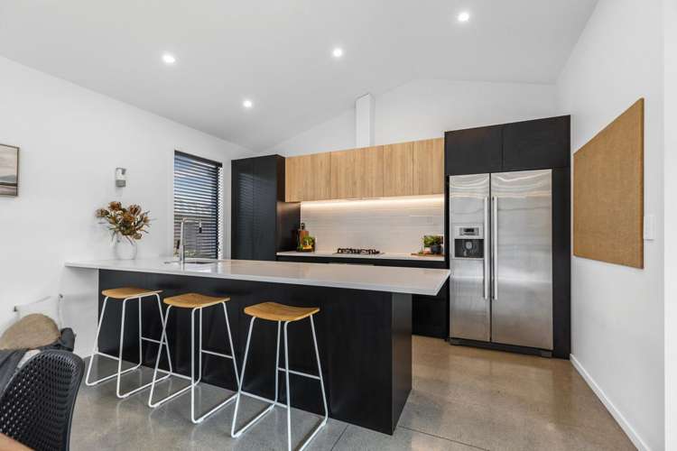 19 Gabriela Close Pyes Pa_11