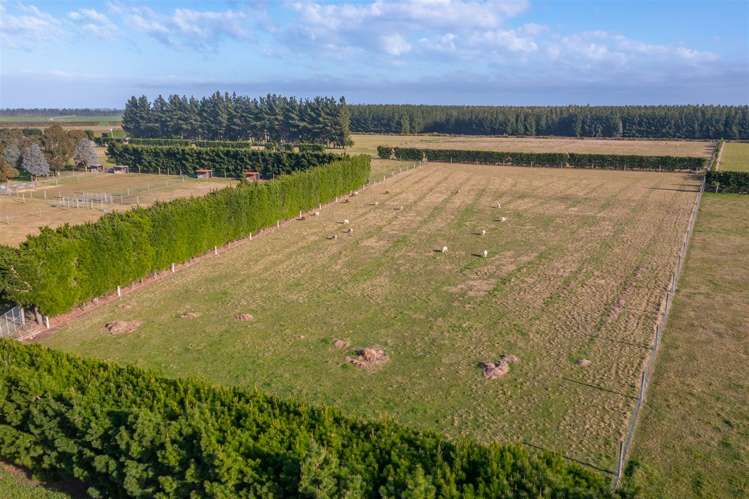 362 Brookside Road Burnham_18