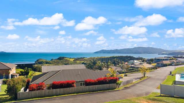 29 Eagles Way Cable Bay_2