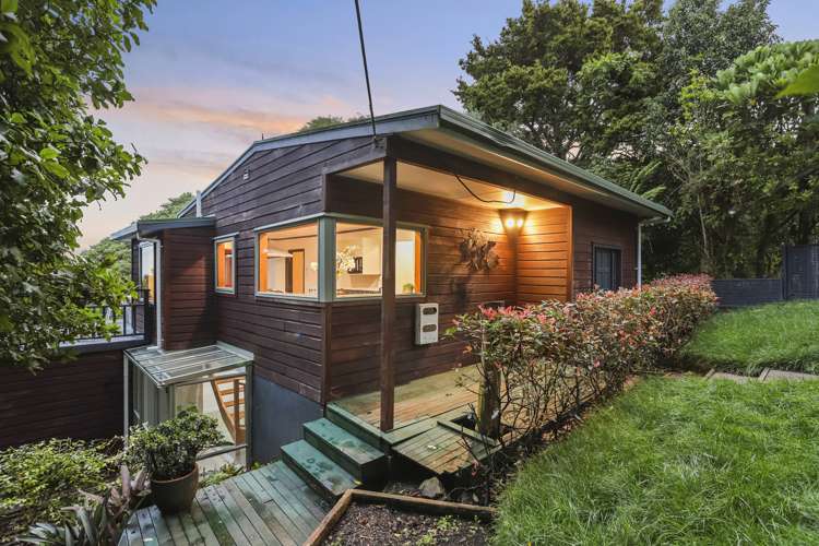 26 Kauri Point Road Laingholm_24
