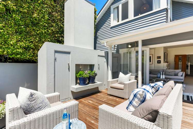 163 Long Drive St Heliers_11